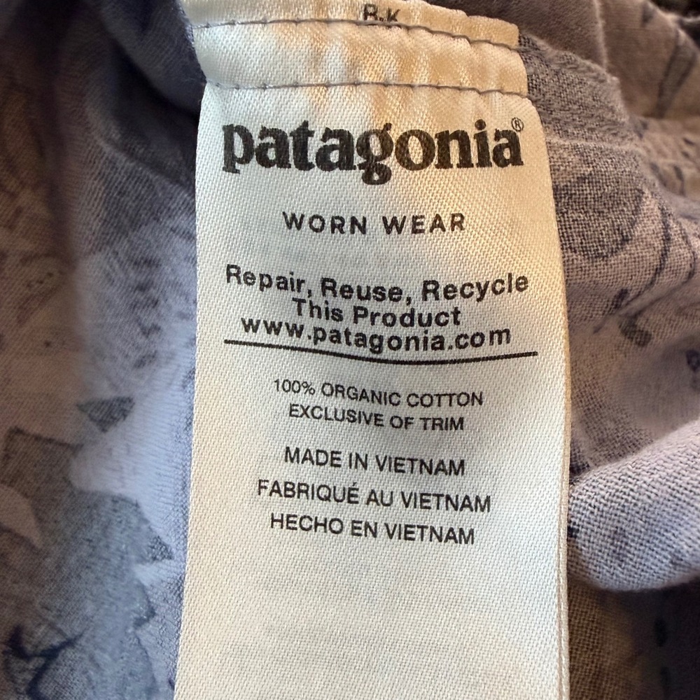 Patagonia Mens Go To Shirt Blue Abstract Floral Organic Cotton SP19 52931 Medium - Picture 6 of 7
